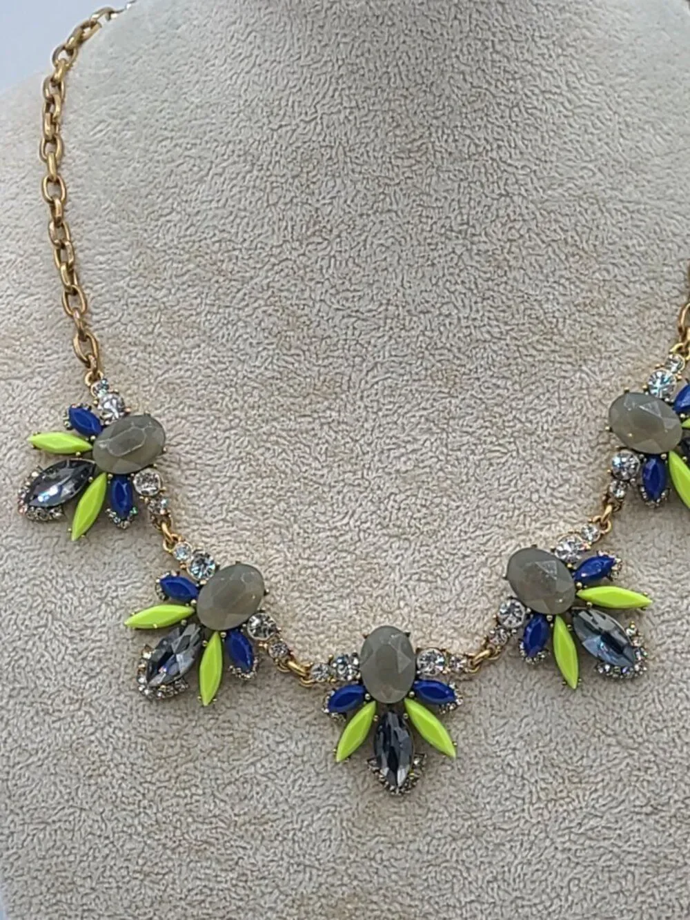 J Crew Green Gray Blue Crystal Gold Tone Necklace
